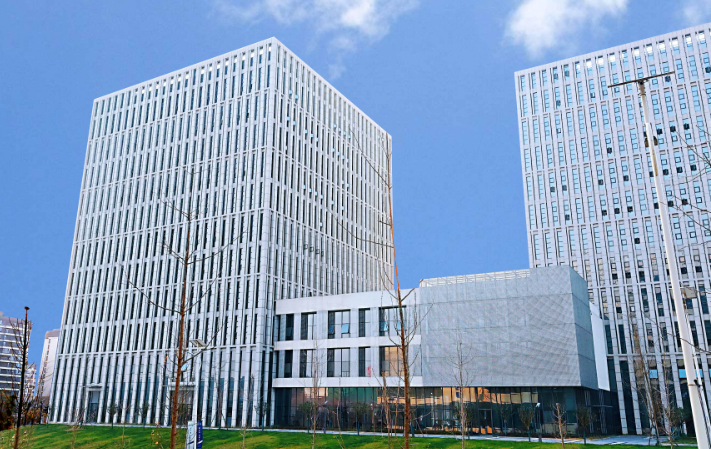 河南中易教育科技解析智慧校园教学管理系统技术架构与落地实践